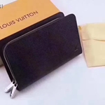 vuitton-wallet